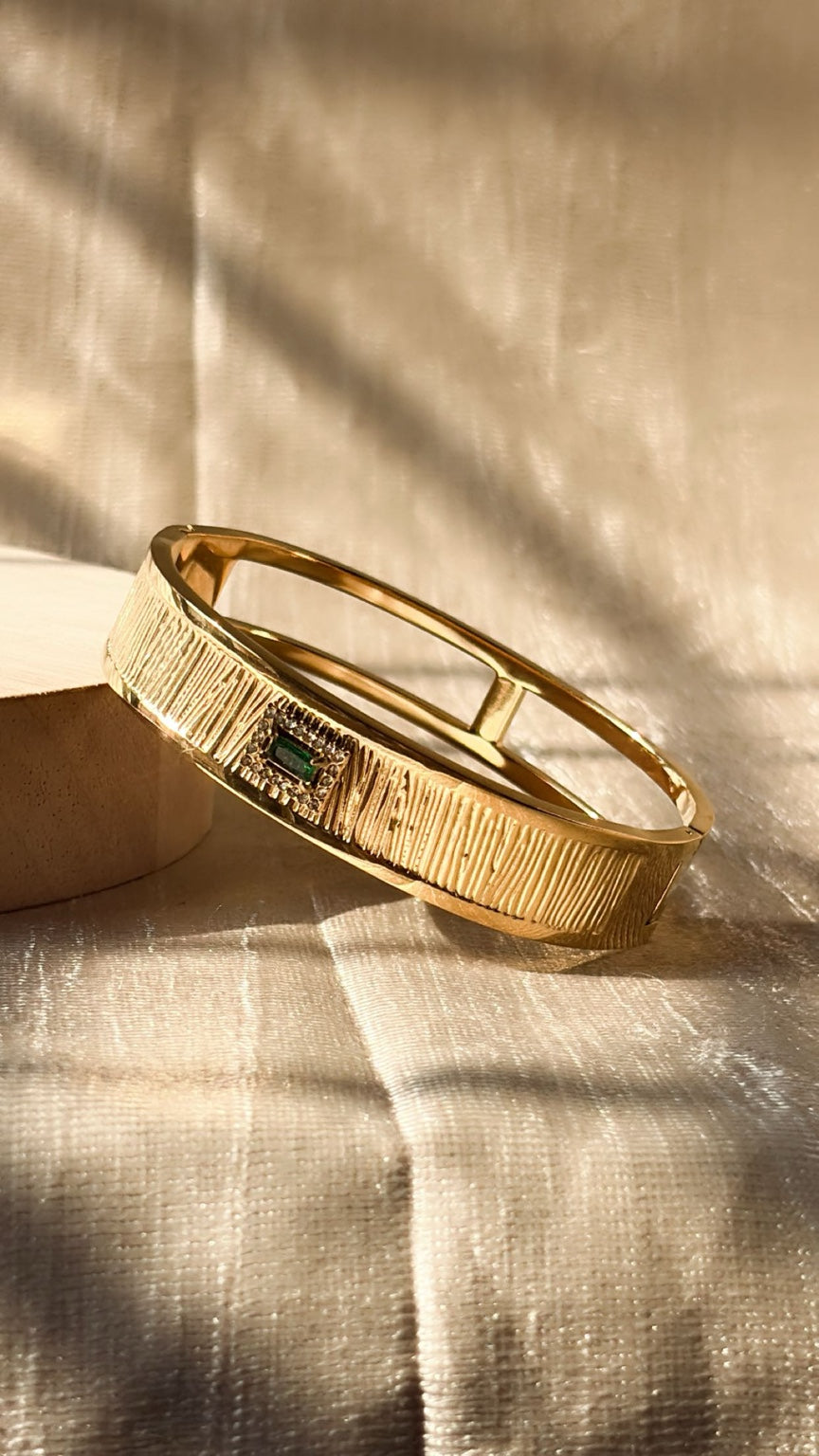 Textured Gold Emerald Bangle Bracelet | Anti-Tarnish Waterproof Minimal Bracelet for Women | Jewel Minimals