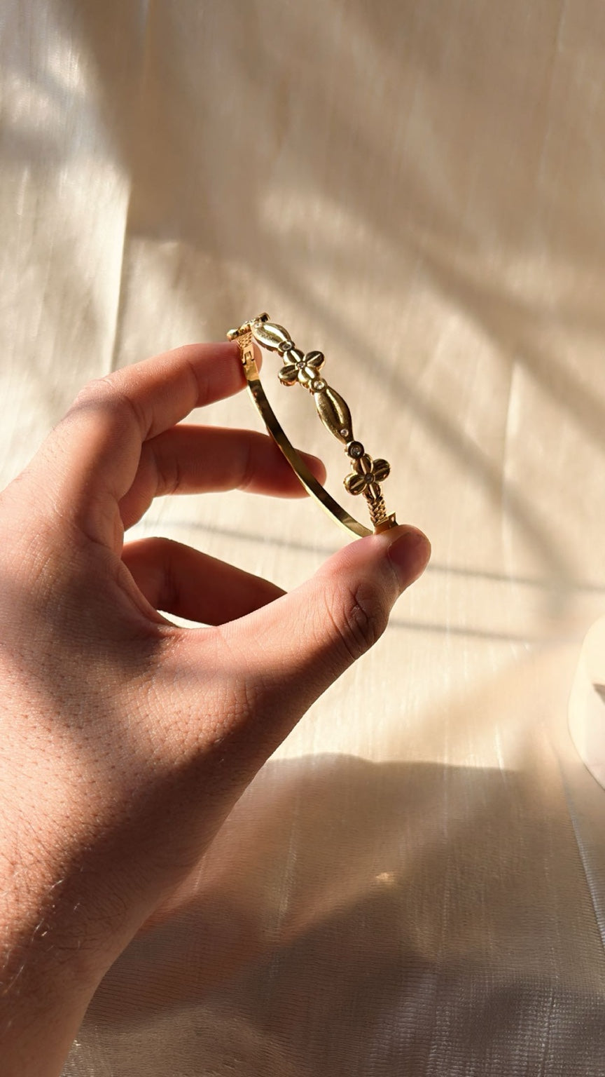 Minimal Floral Gold Bangle Bracelet | Anti-Tarnish Waterproof Bracelet for Women | Jewel Minimals