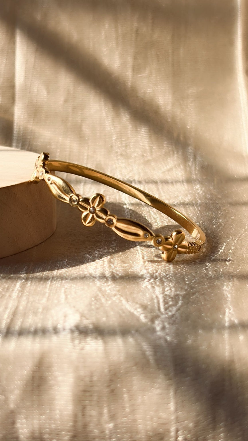 Minimal Floral Gold Bangle Bracelet | Anti-Tarnish Waterproof Bracelet for Women | Jewel Minimals
