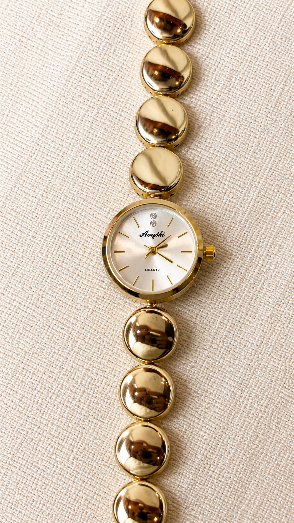 Luxury Gold Round Dial Bracelet Quartz Watch for Women – Elegant Stainless Steel Wrist Watch